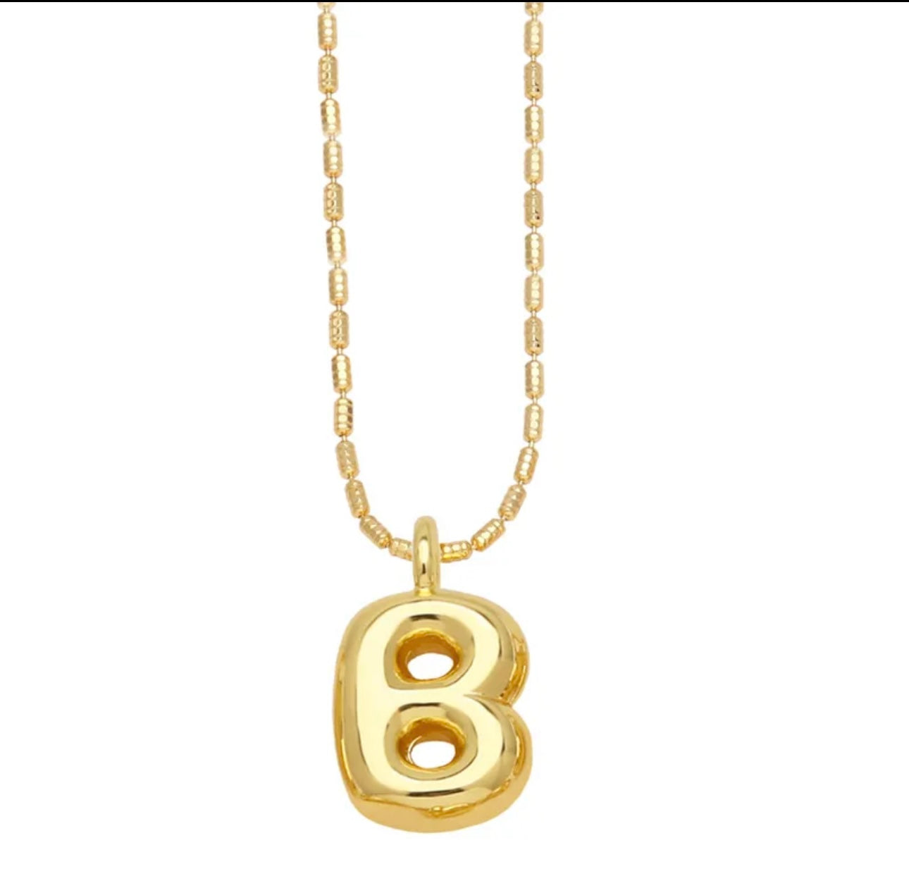 Inicial necklace