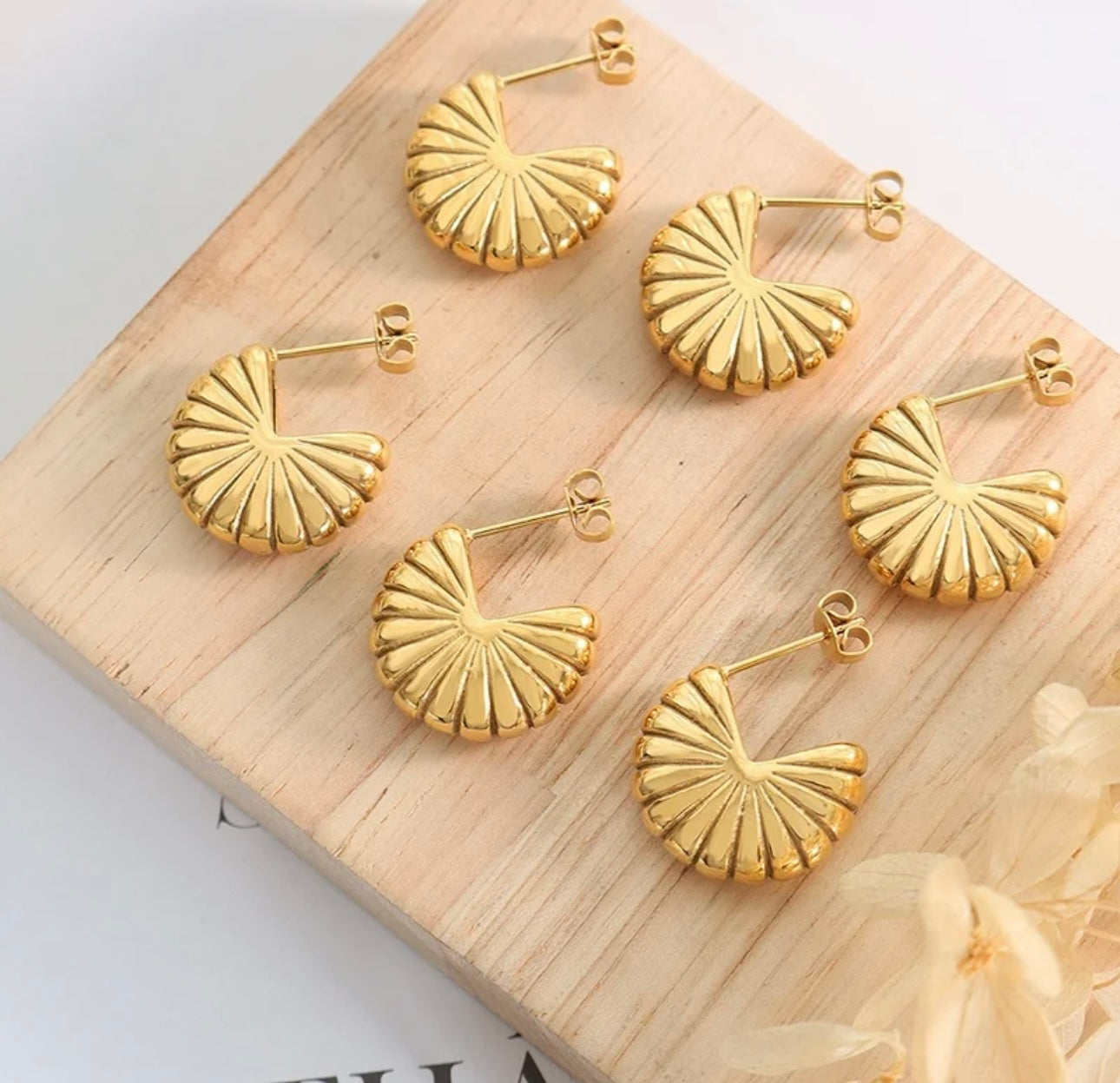 Naomi earrings